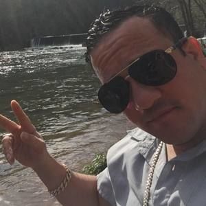 Meet your Posher, Antonio